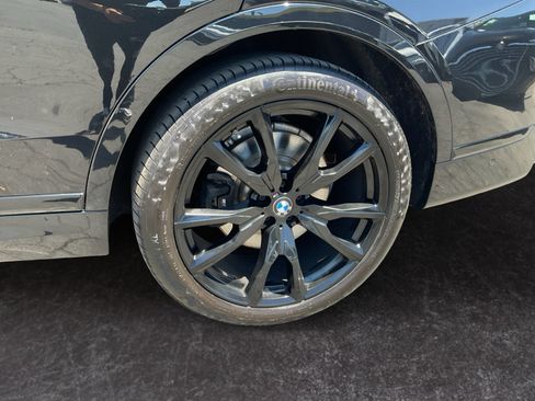 Used 2023 BMW X7 xDrive40i w/ M Sport Package AWD/4WD image 9