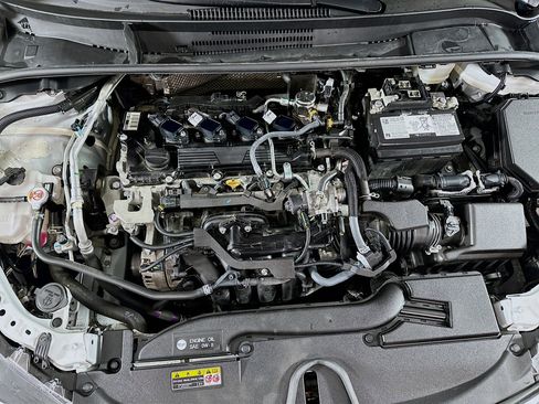 Used 2024 Toyota Corolla LE image 30