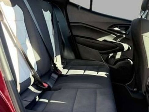 Used 2024 Chevrolet Trax RS image 33