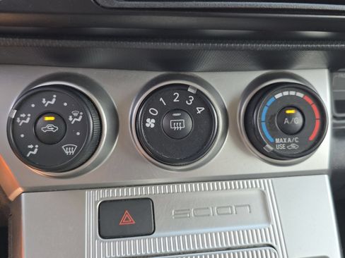 Used 2012 Scion xB FWD image 5