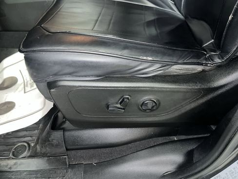 Used 2019 RAM 1500 Big Horn image 14