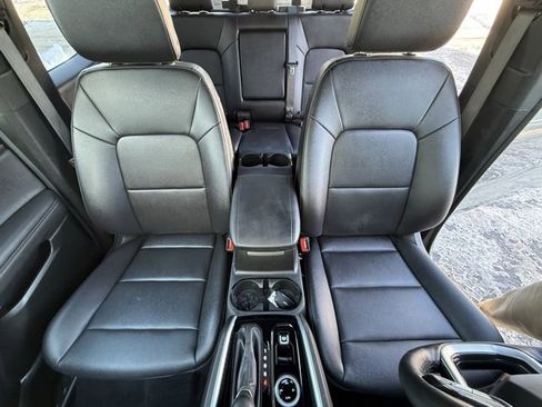 Used 2023 Chevrolet Colorado LT w/ LT Convenience Package III image 16