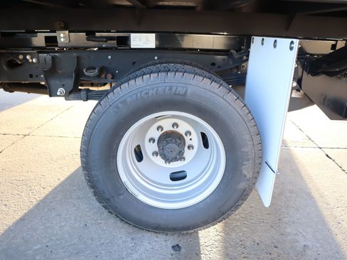New 2025 Ford F350 XL AWD/4WD image 16
