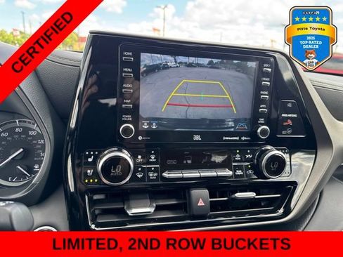 Certified 2021 Toyota Highlander Limited FWD image 25