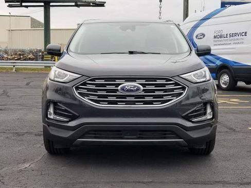 Used 2021 Ford Edge SEL w/ Convenience Package image 2