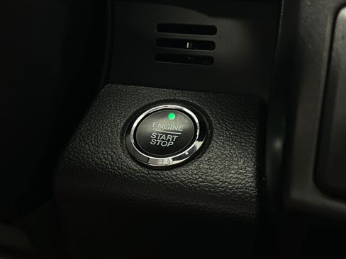Used 2021 Ford Expedition Limited AWD/4WD image 11