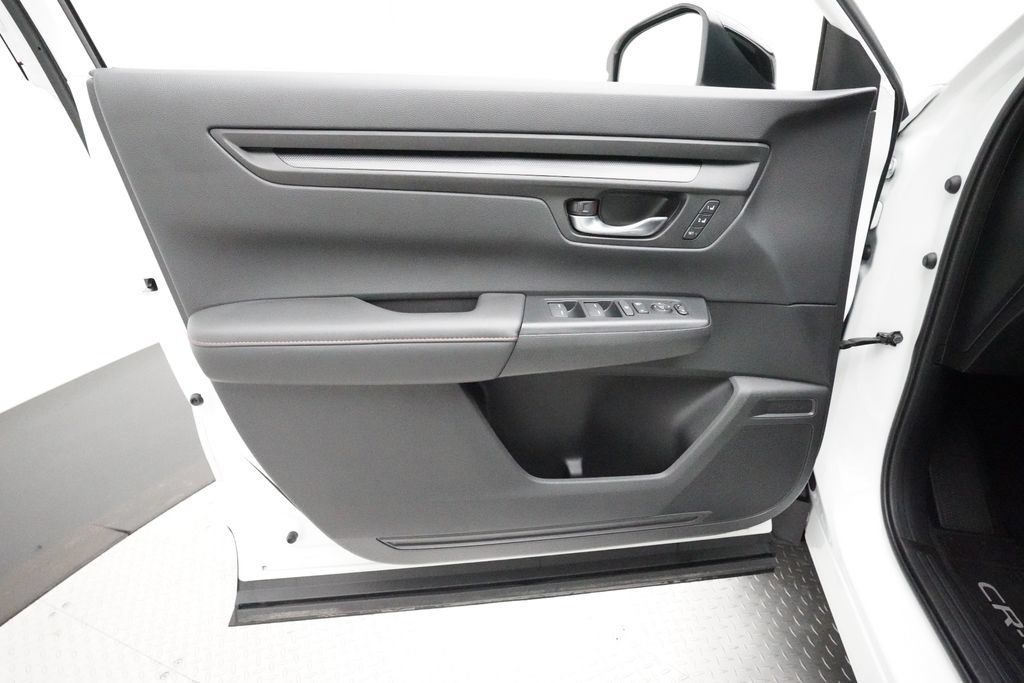 Certified 2025 Honda CR-V Sport-L image 27