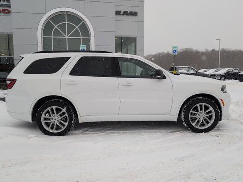 Used 2024 Dodge Durango GT image 8