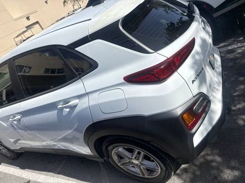Used 2020 Hyundai Kona SE FWD image 6