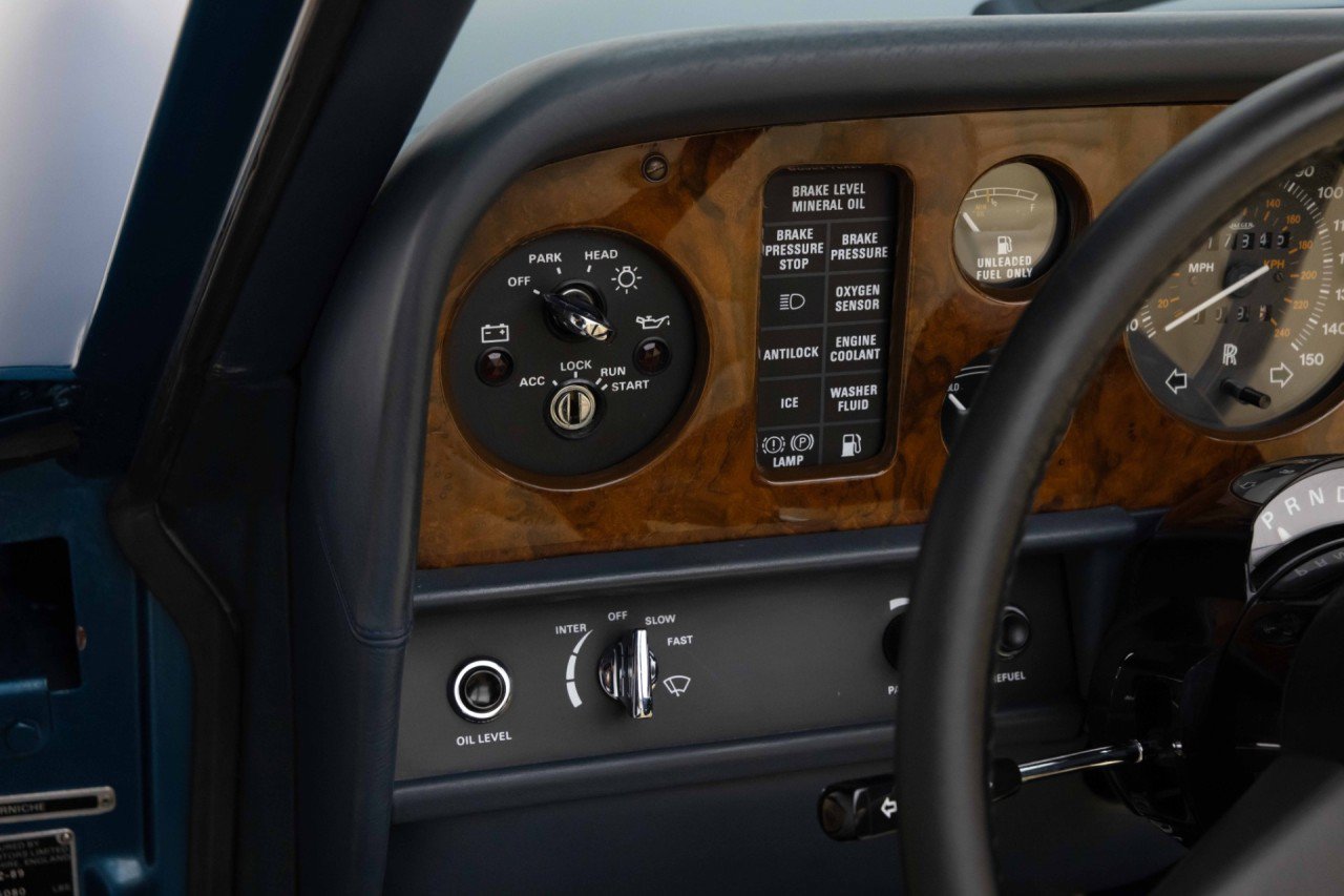 Used 1989 Rolls-Royce Corniche II RWD image 36