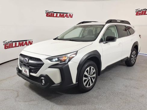Certified 2025 Subaru Outback Premium w/ Popular Package #1A AWD/4WD image 3