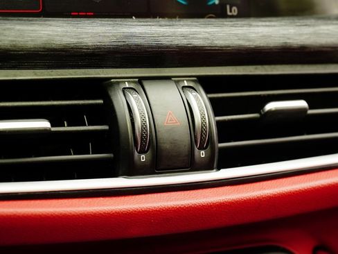 Used 2021 Alfa Romeo Stelvio Sprint w/ Sun & Sound Package image 16