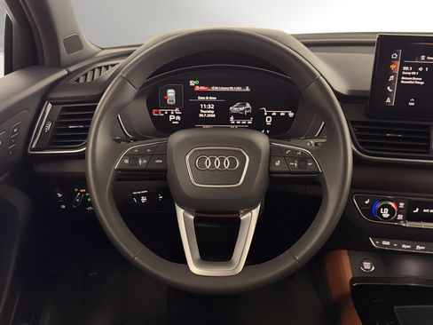 Used 2023 Audi Q5 2.0T Premium Plus w/ Premium Plus Package AWD/4WD image 20
