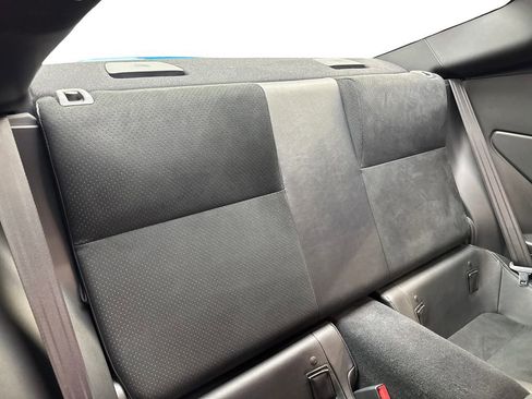 Used 2023 Toyota GR86 Premium RWD image 37