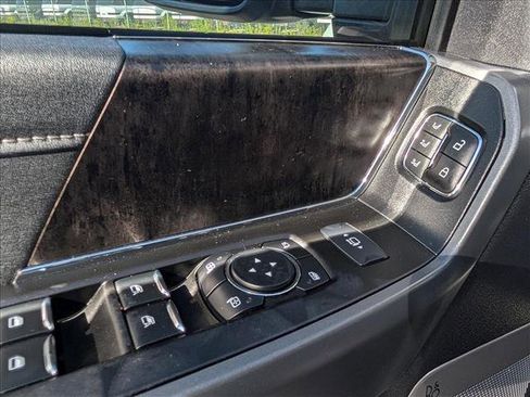 Used 2023 Ford F250 Lariat w/ Lariat Ultimate Package AWD/4WD image 35