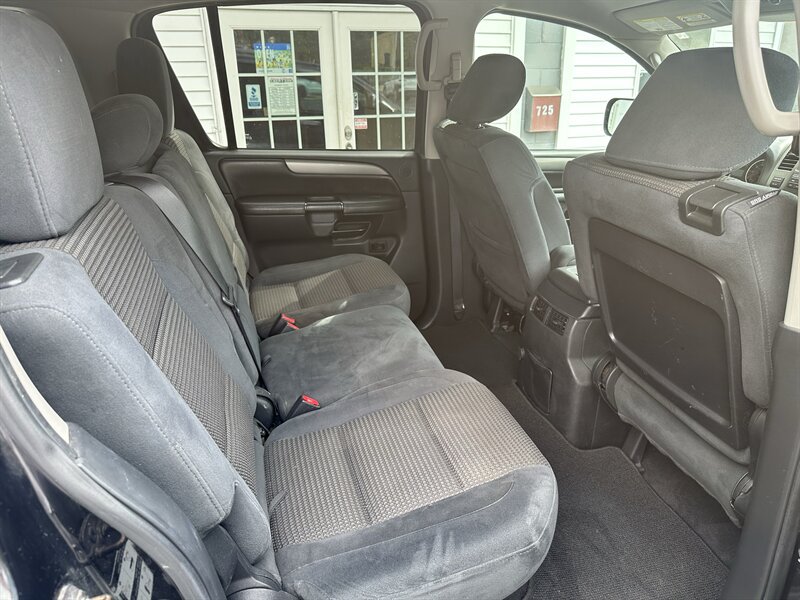 Used 2012 Nissan Armada SV AWD/4WD image 15