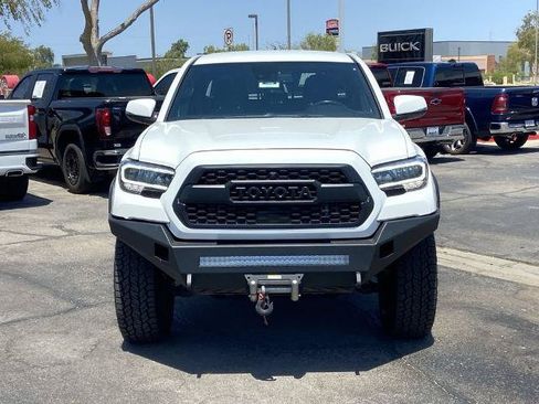 Used 2021 Toyota Tacoma TRD Off-Road w/ Technology Package AWD/4WD image 3