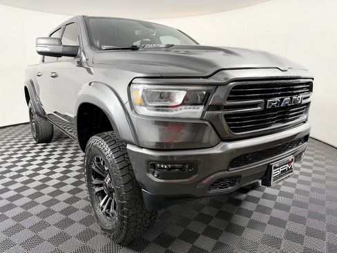 Used 2019 RAM 1500 Laramie w/ Sport Appearance Package AWD/4WD image 5