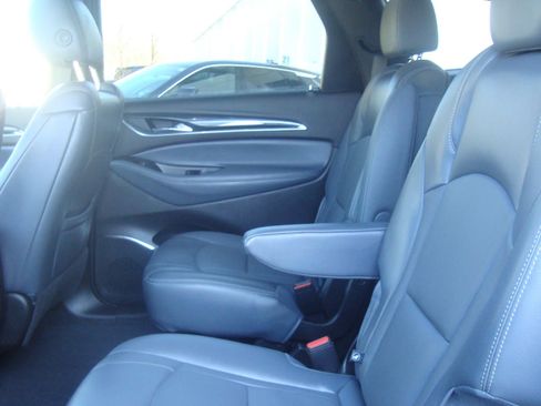 Used 2023 Buick Enclave Essence w/ Experience Buick Package image 25