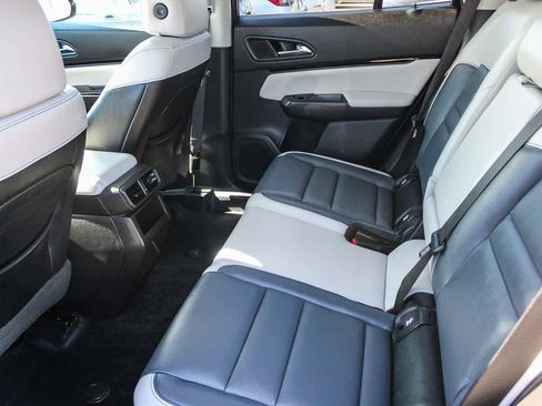 Certified 2025 Honda Prologue Touring image 18