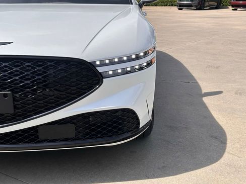 Used 2026 Genesis G90 3.5T Prestige image 8