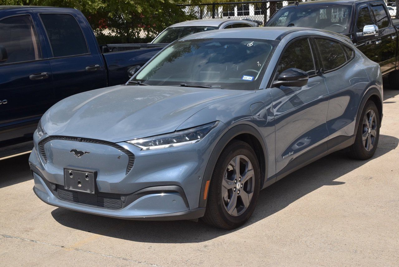 Used 2023 Ford Mustang Mach-E Select RWD image 2