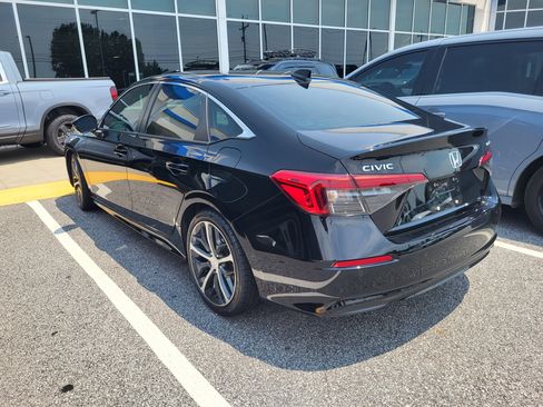 Used 2024 Honda Civic Touring image 6