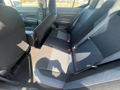 Used 2025 Nissan Versa SV FWD image 25