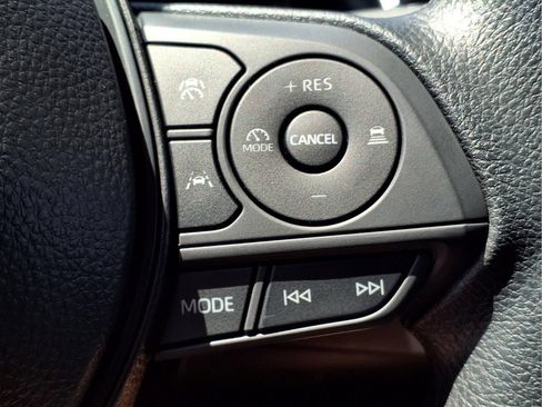 Used 2026 Toyota Corolla LE w/ LE Premium Package FWD image 23