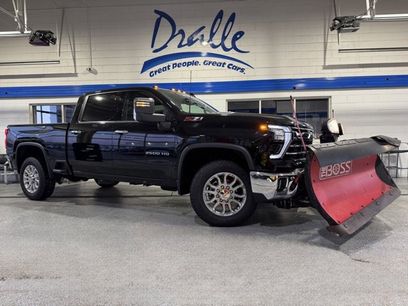 Used 2025 Chevrolet Silverado 2500 LTZ w/ LTZ Premium Package