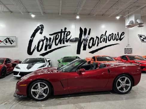 Used 2010 Chevrolet Corvette Convertible w/ Preferred Equipment Group RWD image 32