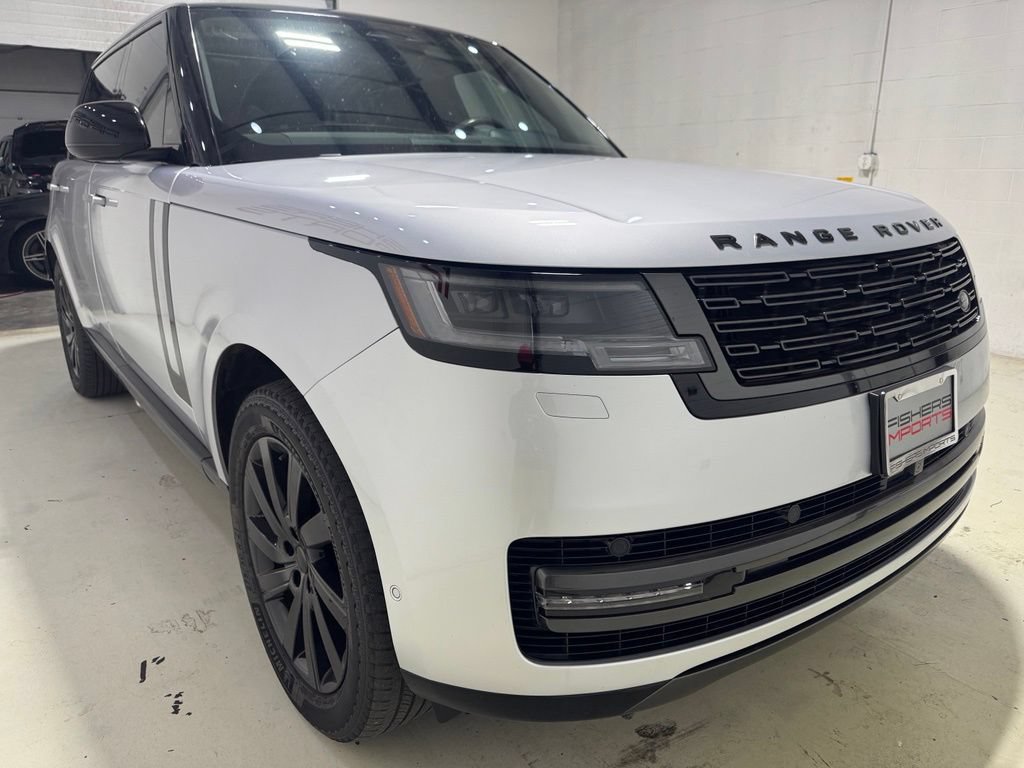 Used 2024 Land Rover Range Rover Long Wheelbase SE AWD/4WD image 7
