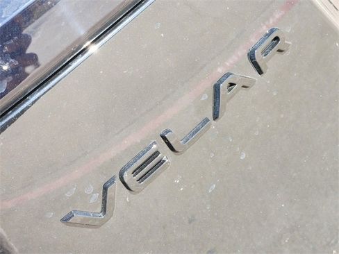 New 2025 Land Rover Range Rover Velar Dynamic SE image 12