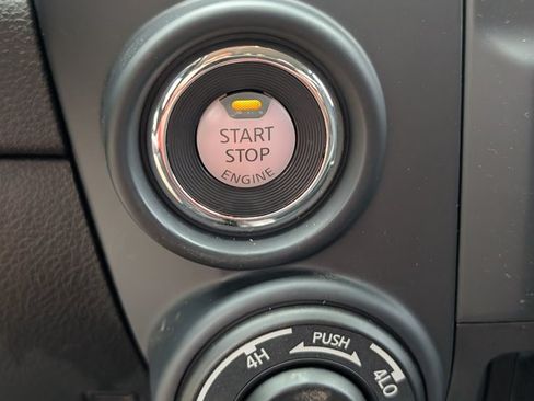 Used 2024 Nissan Titan SV w/ SV Convenience Package AWD/4WD image 62
