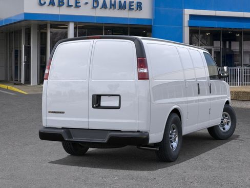 New 2026 Chevrolet Express 2500 RWD image 4