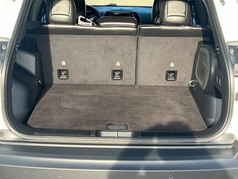 Used 2020 Jeep Cherokee Limited image 34