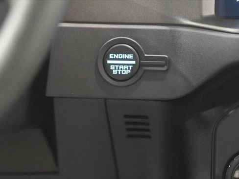 Used 2026 Ford Bronco 4-Door AWD/4WD image 32