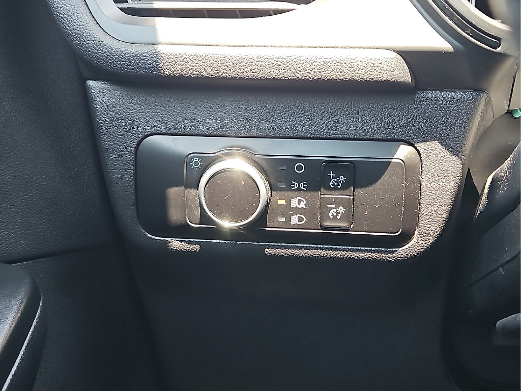 Used 2025 Ford Escape ST-Line FWD image 15