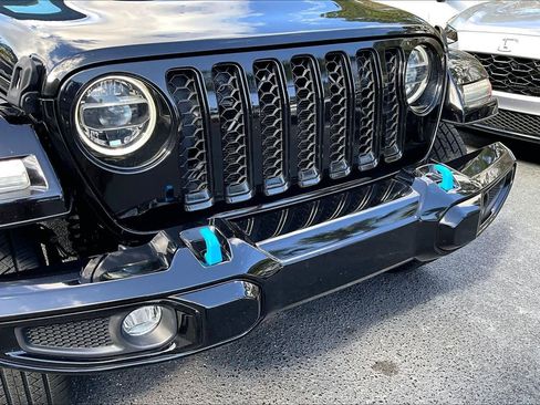 Used 2021 Jeep Wrangler Unlimited Sahara image 30