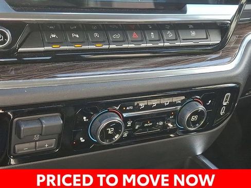 Used 2024 Chevrolet Silverado 1500 LT Trail Boss w/ LT Trail Boss Premium Package AWD/4WD image 20