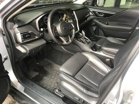 Used 2022 Subaru Outback Limited XT w/ Popular Package #2 AWD/4WD image 5