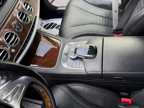 Used 2015 Mercedes-Benz S 550 4MATIC Sedan image 10