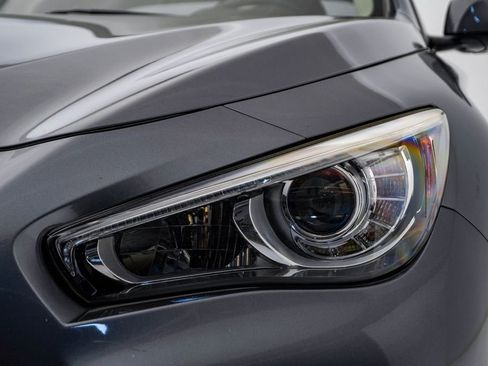 Used 2017 INFINITI Q50 Signature Edition w/ All Weather Package (L93) image 7