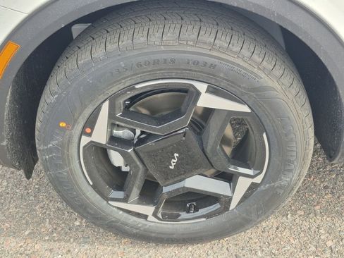 New 2026 Kia Sportage EX image 17