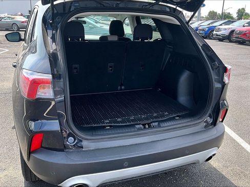 Used 2021 Ford Escape SE FWD image 19