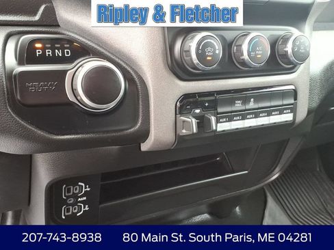 Used 2024 RAM 3500 Tradesman w/ Snow Chief Group AWD/4WD image 18