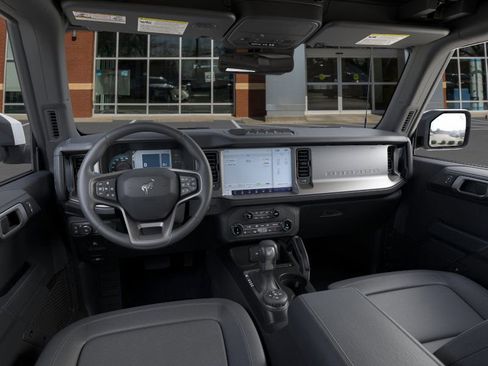 New 2025 Ford Bronco Outer Banks w/ Sasquatch Package image 9