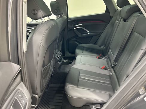 Used 2025 Audi Q5 Premium Plus image 23