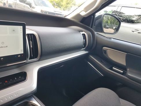 Used 2025 Ford Expedition Max Active RWD image 27