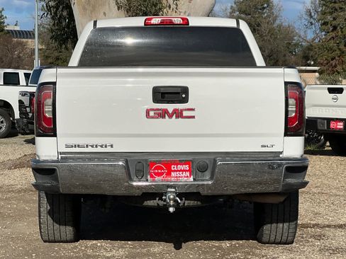 Used 2018 GMC Sierra 1500 SLT w/ SLT Premium Package image 8
